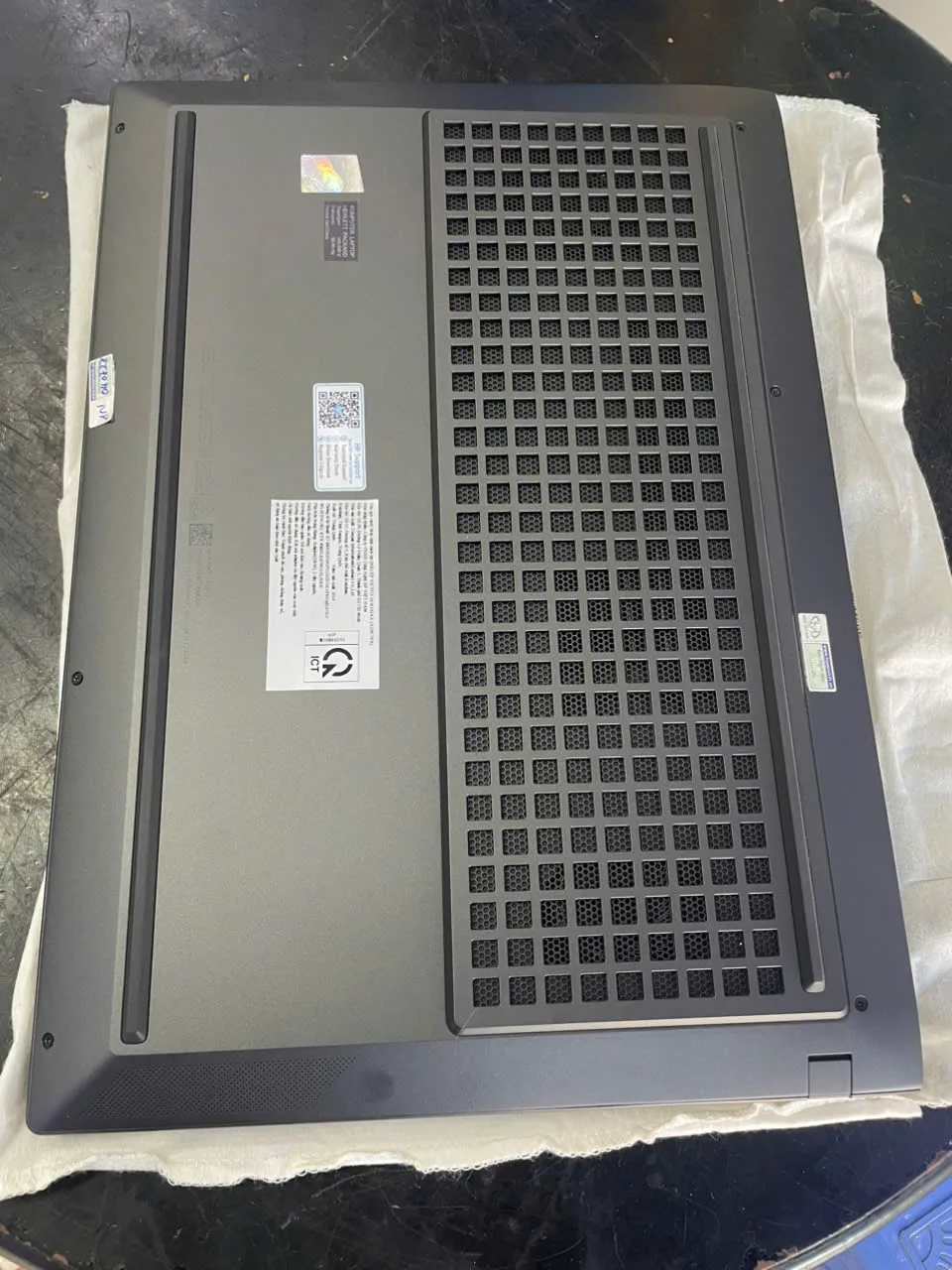Laptop Gaming HP Victus 16-s1142AX AZ0C7PA (R7-8845HS | GeForce RTX™ 4060 8GB | 16GB | 512GB | 16.1' FHD 165Hz | Win 11)