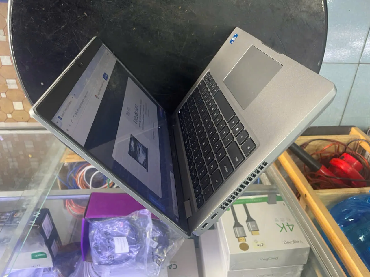 Dell Latitude 5421 Core i7-11850H, RAM 8GB, SSD 256GB, 14.0 FHD Key led, Face ID
