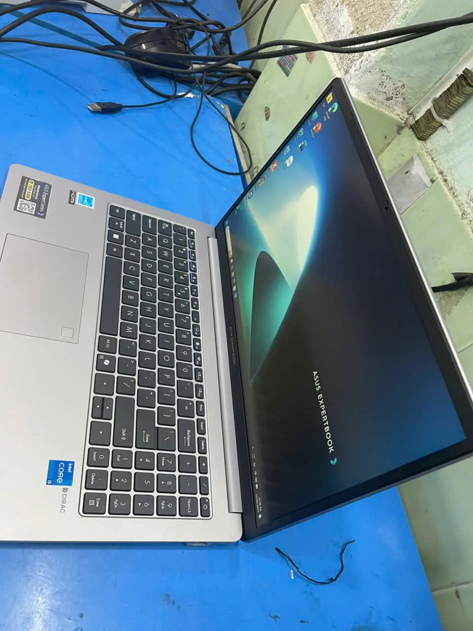Asus P1503CVA-i508-50W i5-13420H/8GB/512GB SSD/UMA/15.6"" FHD/ax+BT/FP/McAfee/Win 11 Home/Xám"